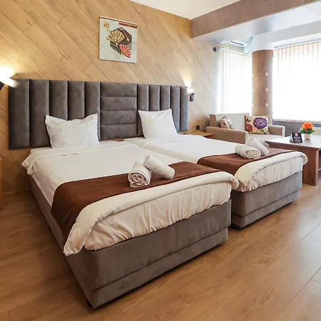 Family Hotel 3*